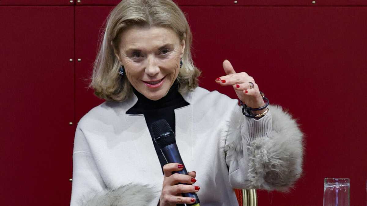 Immagine di Meloni chiede a Belloni il doppio lavoro: oltre ai Servizi, anche il G7. Giochi di poteri dietro a un'anomalia