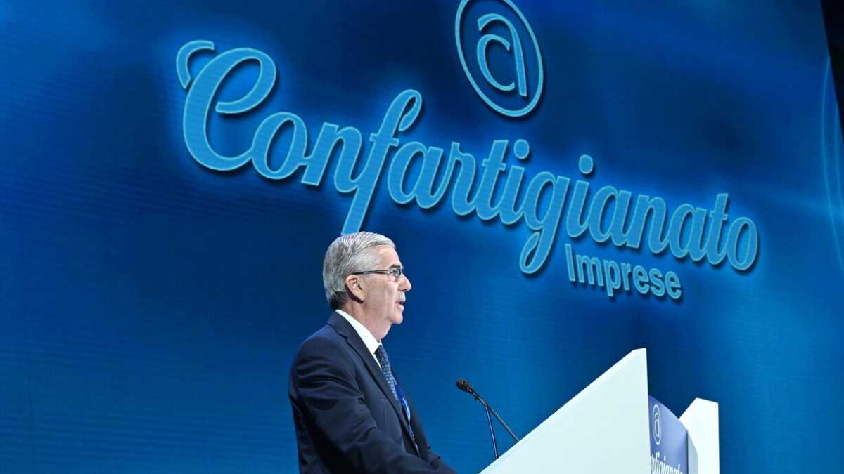 Immagine di Intelligenza Artigiana. Il report di Confartigianato sulle 125 mila pmi pioniere dell’IA