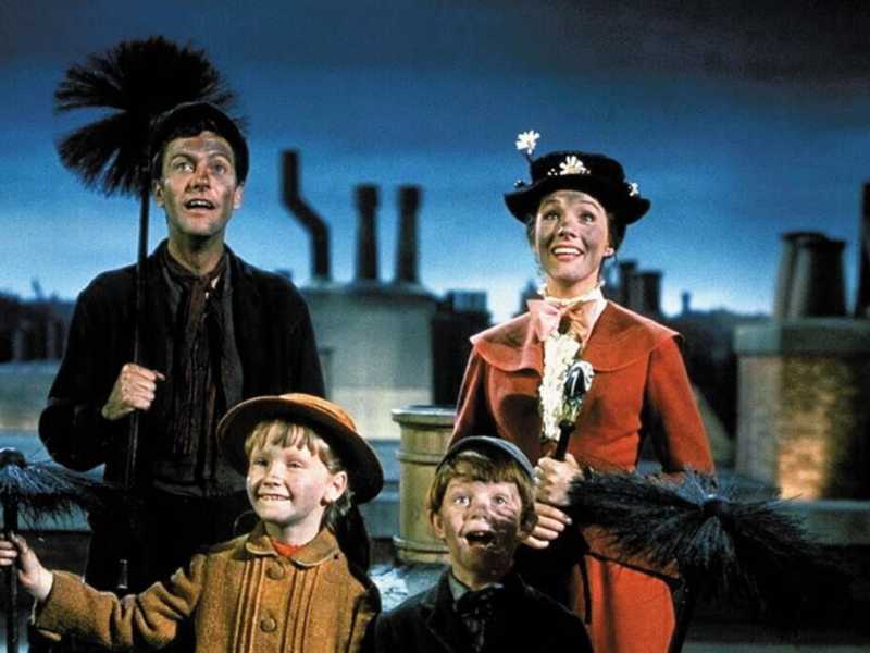 Mary Poppins no: la frusta moralista colpisce anche la tata volante