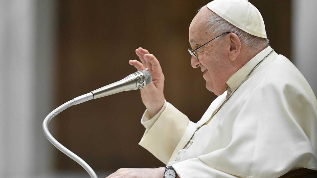 Immagine di Quando Francesco parla a ruota libera, è bene attendere prima di commentare