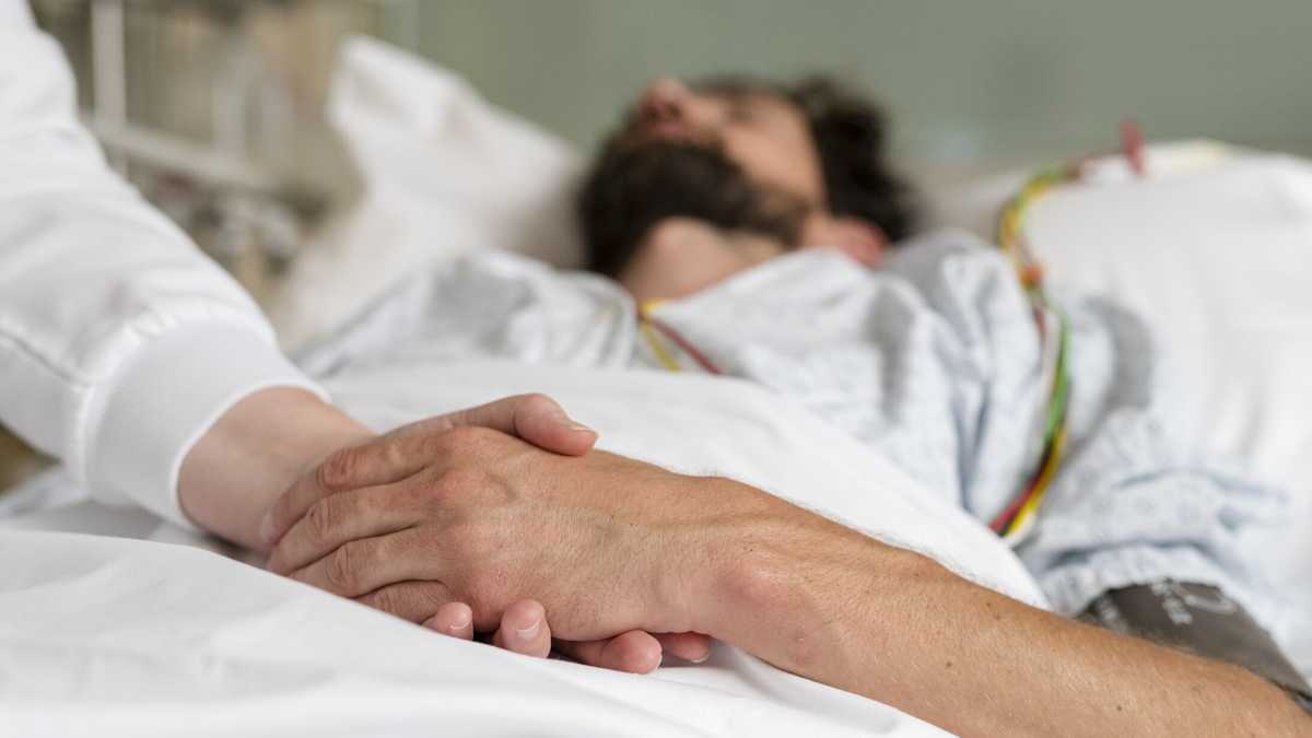 Immagine di L’ipocrisia di chiamare “legge di fraternità” l’aiuto attivo a morire
