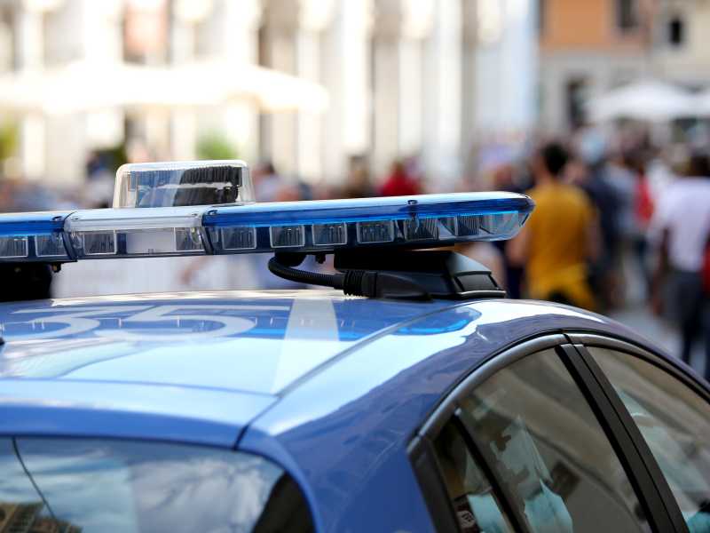  Auto della polizia, repertorio - foto via Getty Images