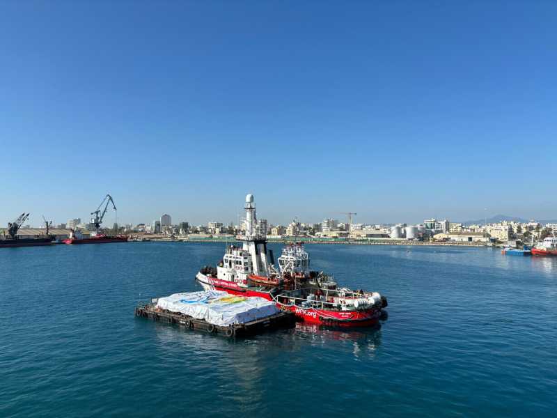 Open Arms in partenza da Larnaca (foto Ansa)