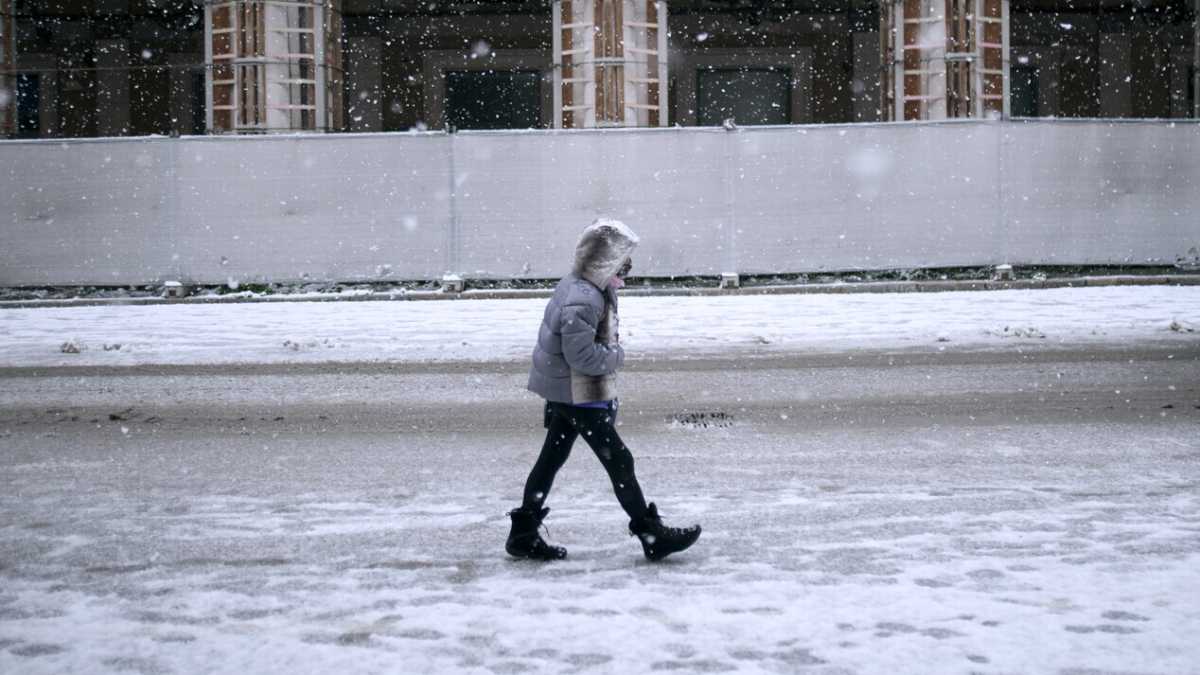 Immagine di “Invernale”, il romanzo di Dario Voltolini. Il dolore nella carne, quello vero