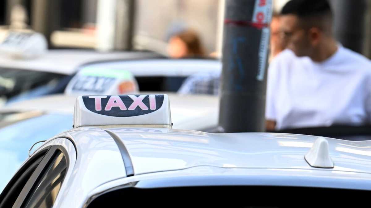 Immagine di Così gli Ncc della Calabria possono cambiare i taxi a Milano