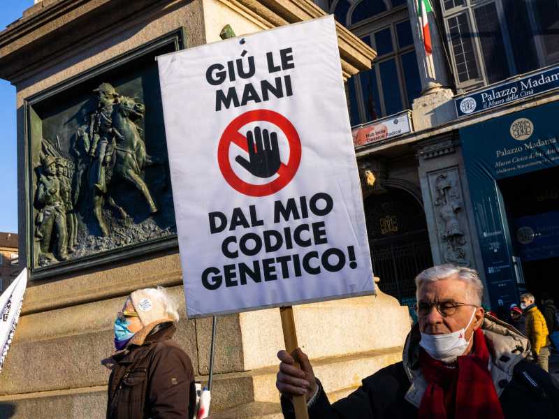 Una manifestazione contro i vaccini - foto via Getty Images