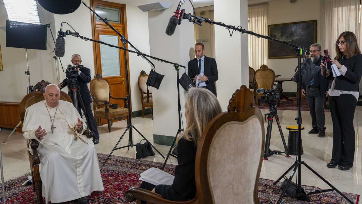 Immagine di Il Papa media friendly
