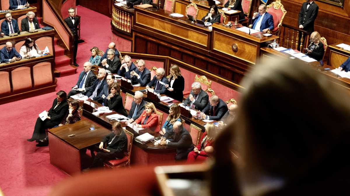 Immagine di Meloni, Calenda, Renzi e Casini ieri ci hanno fatto riscoprire a cosa serve il Parlamento