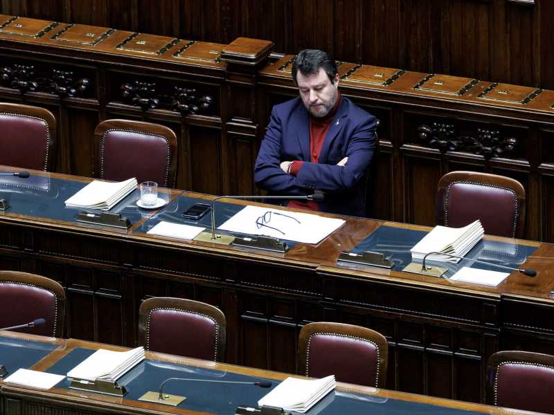 Salvini exit. Deposita un nuovo simbolo in caso di scissione della Lega