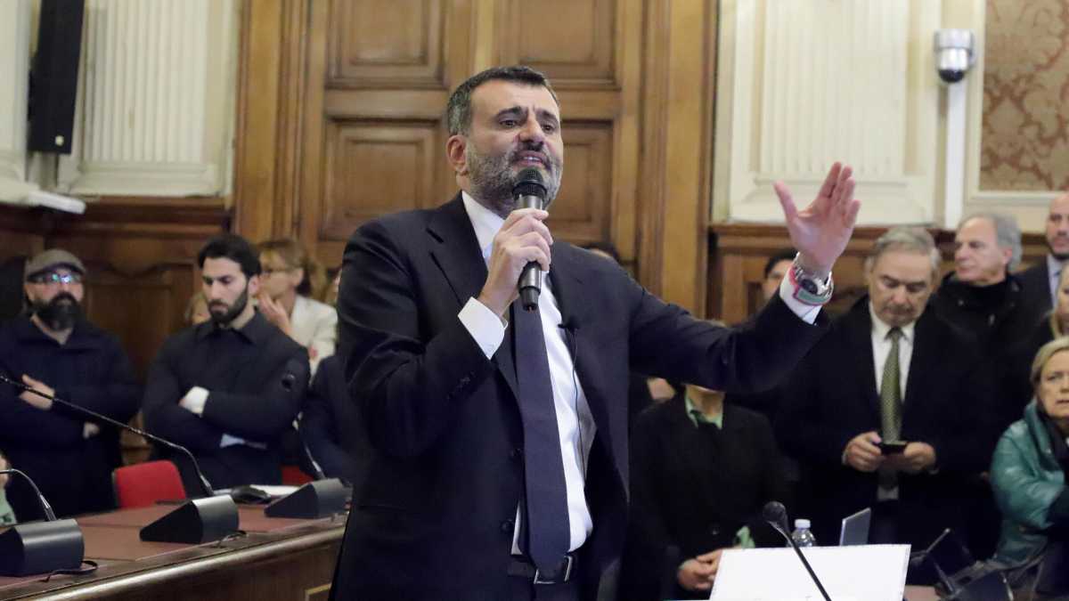 Immagine di Il gran pasticcio dietro il possibile “scioglimento” del comune di Bari