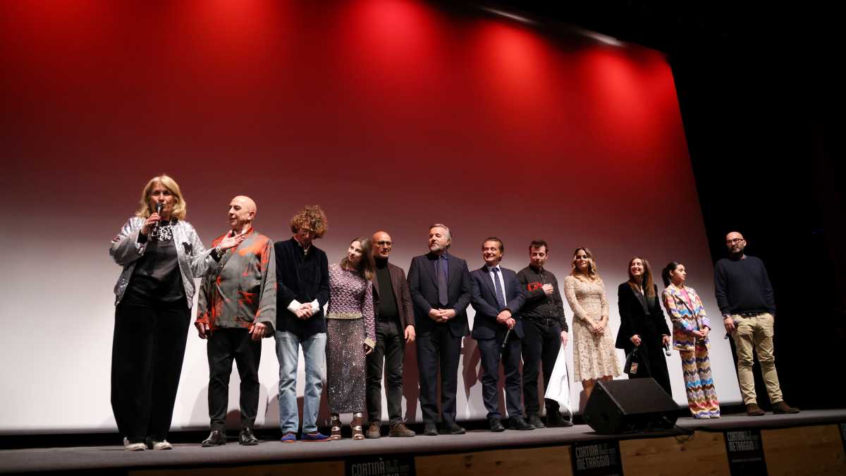 Immagine di Al Cortinametraggio con Nancy Brilli, Paolo Genovese e Rocío Muñoz Morales