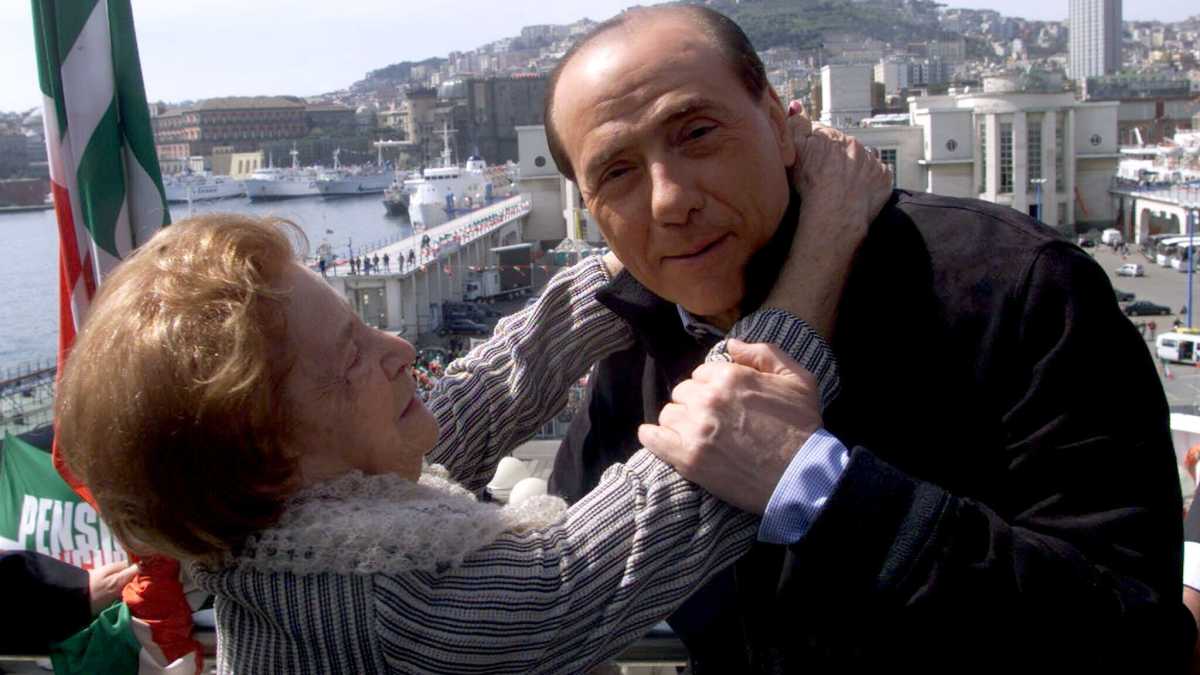 Immagine di E voi da che parte stavate quando l’antiberlusconsimo invase l’Italia?