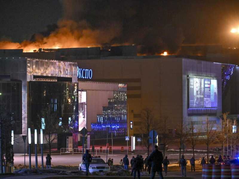 A Mosca c'è stato un attentato in una sala concerti