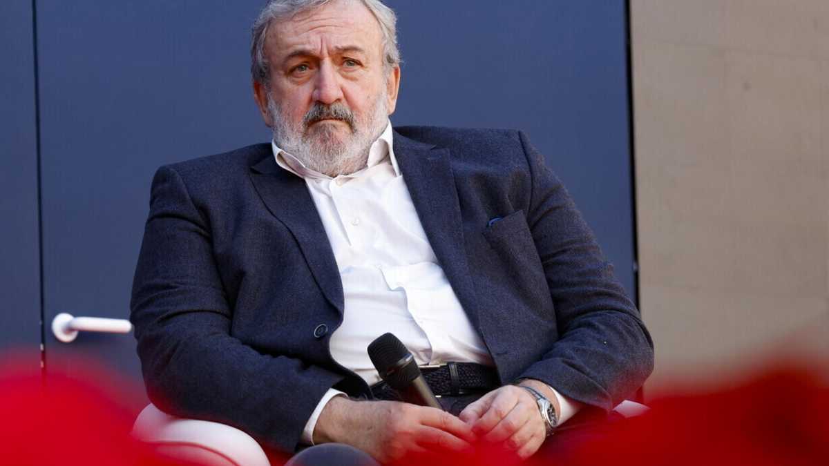 Immagine di Prima che politico, Emiliano è magistrato: Csm, batti un colpo!