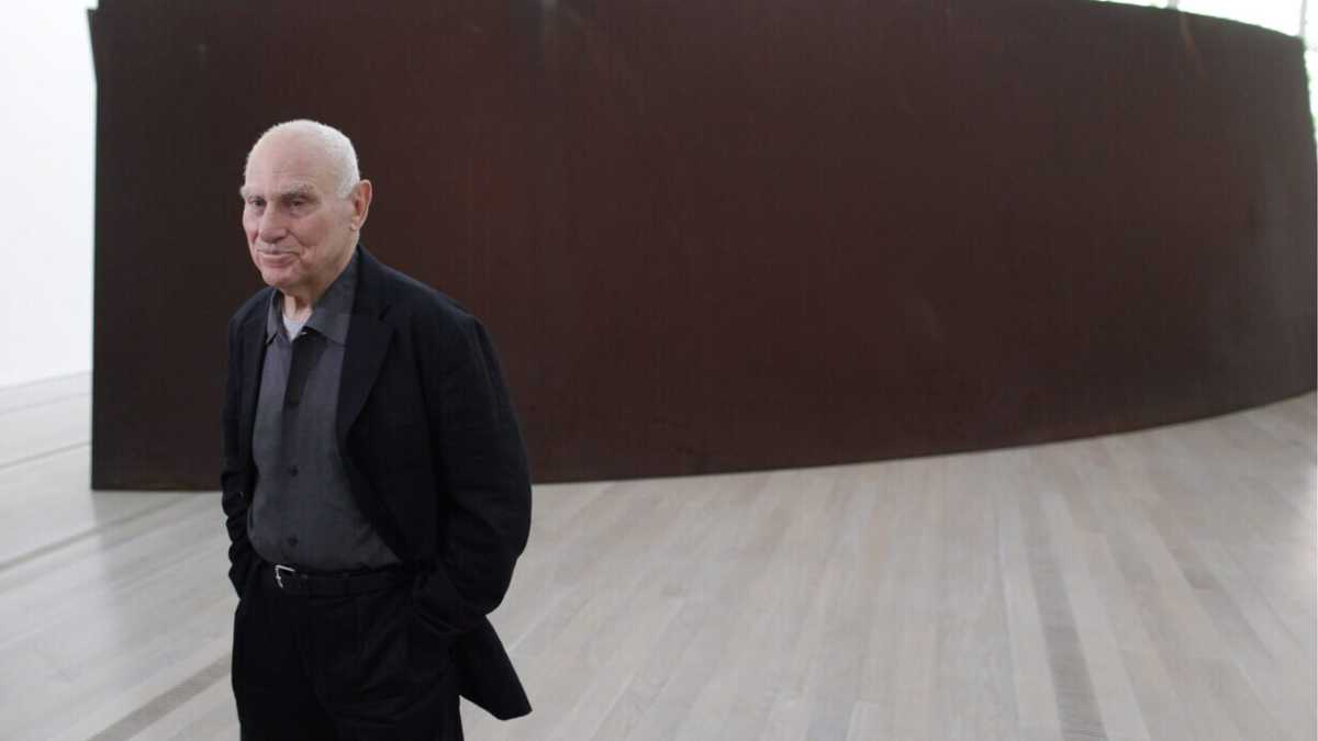 Immagine di La leggerezza dell’acciaio per ridisegnare lo spazio: Richard Serra (1938-2024)