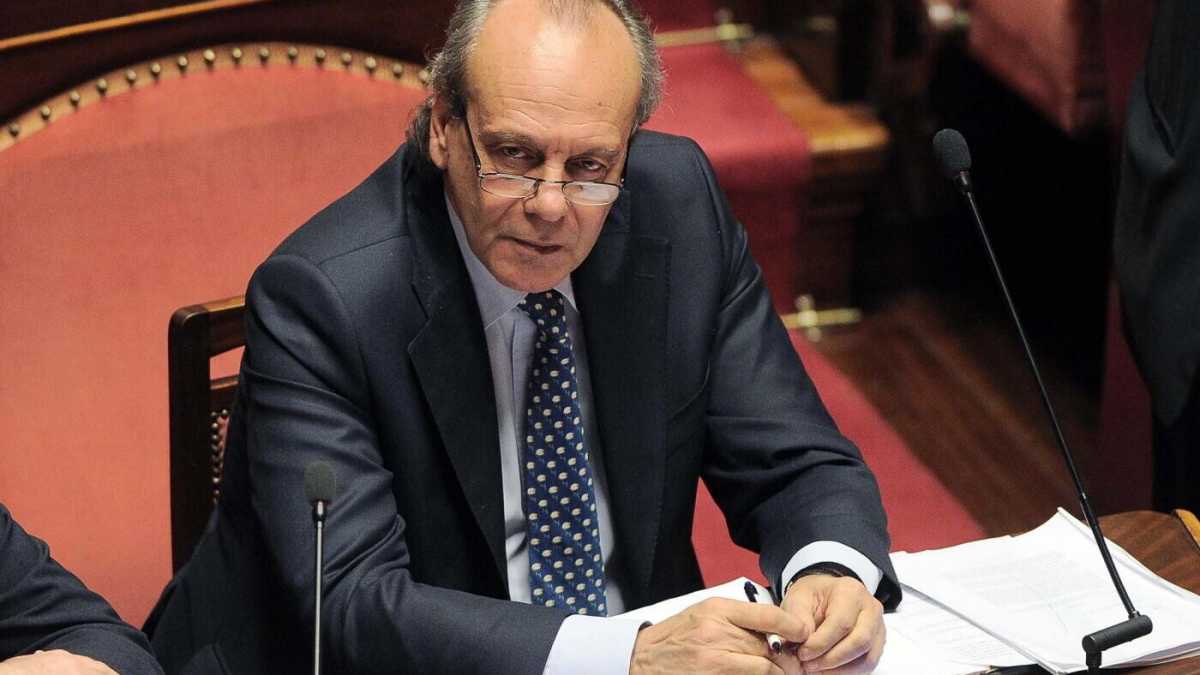 Immagine di “Bene l’introduzione dei test per le toghe”. Parla l'ex ministro Nitto Palma