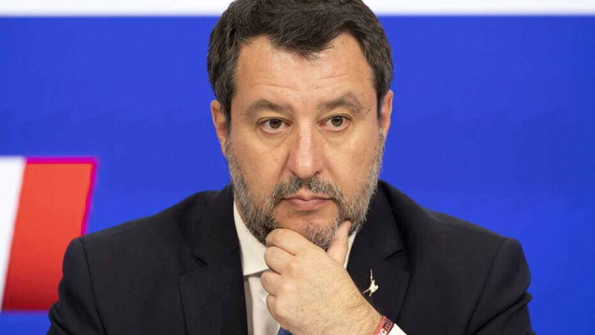 Immagine di Le parole di Salvini e Valditara sugli studenti stranieri a scuola sono contro la logica e la matematica