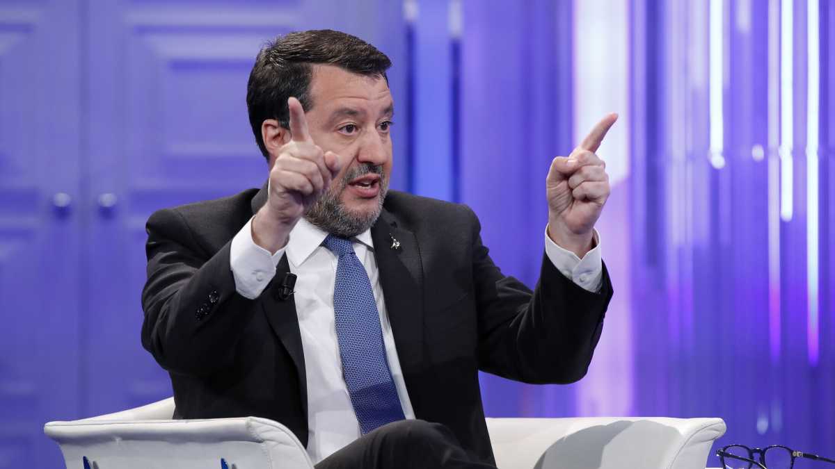 Immagine di Il doppio schiaffo del Tar a Salvini su Ncc e precettazione degli scioperi