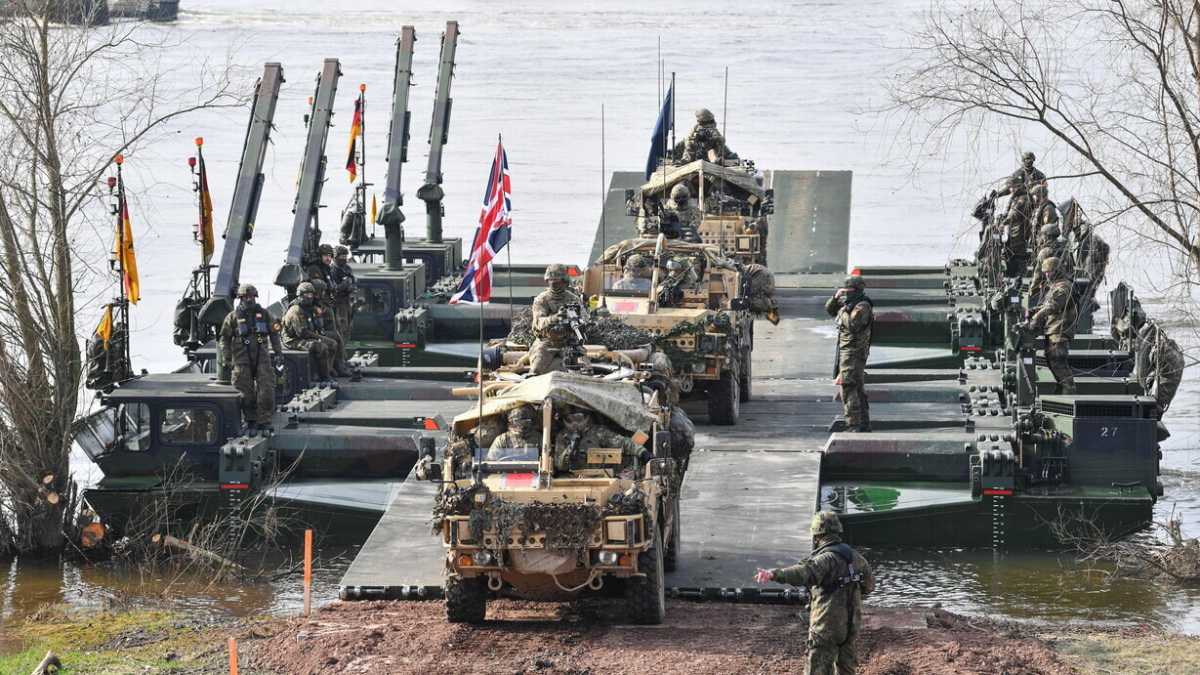 Immagine di La Nato si rafforza a est per scongiurare la guerra mondiale