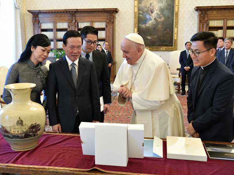 Vo Van Thuong e Papa Francesco (gettyimages)