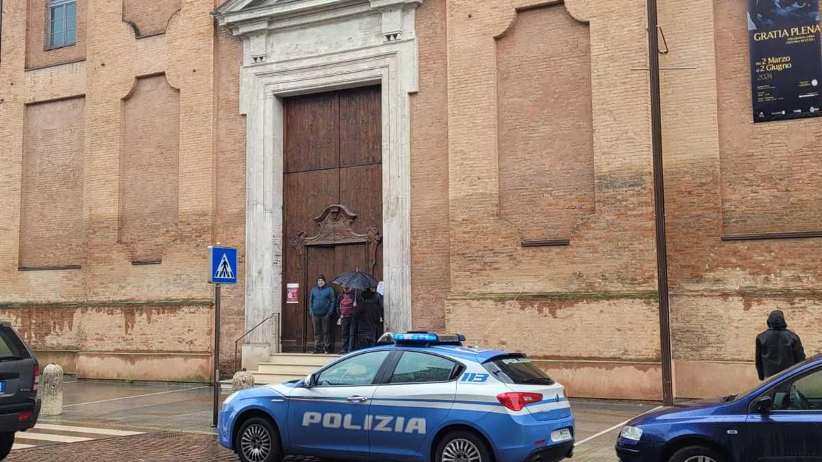 Immagine di Il Venerdì santo in cui bisogna difendere la Chiesa dai cattolici