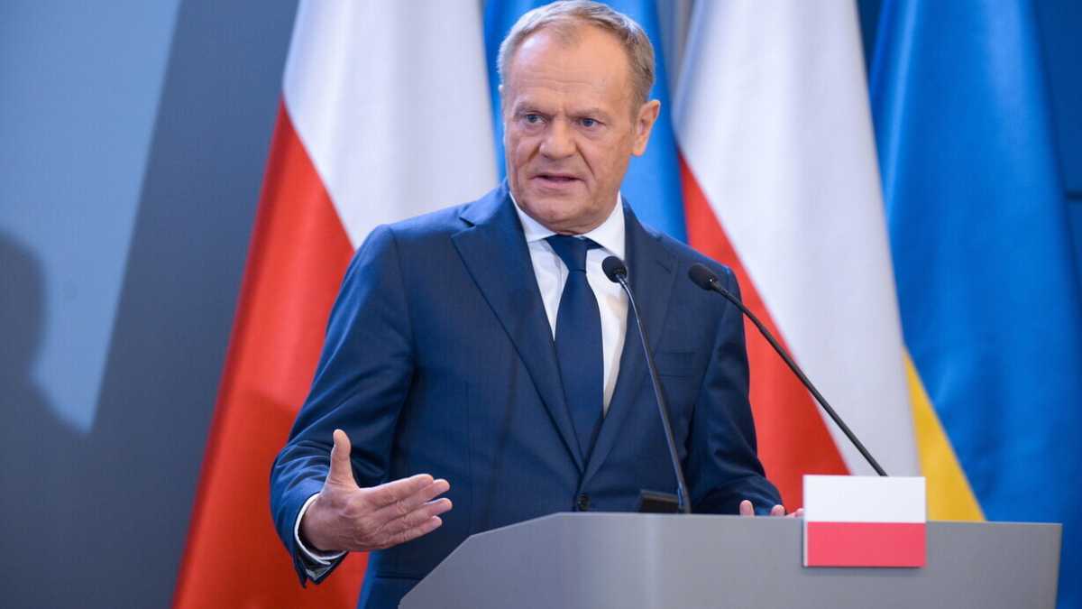 Immagine di L'allarme di Tusk: "Siamo in una fase prebellica. L'Europa si prepari a difendersi"