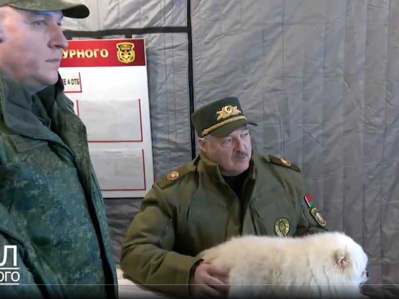 Lukashenka e la prova di forza contro Putin: una battaglia persa