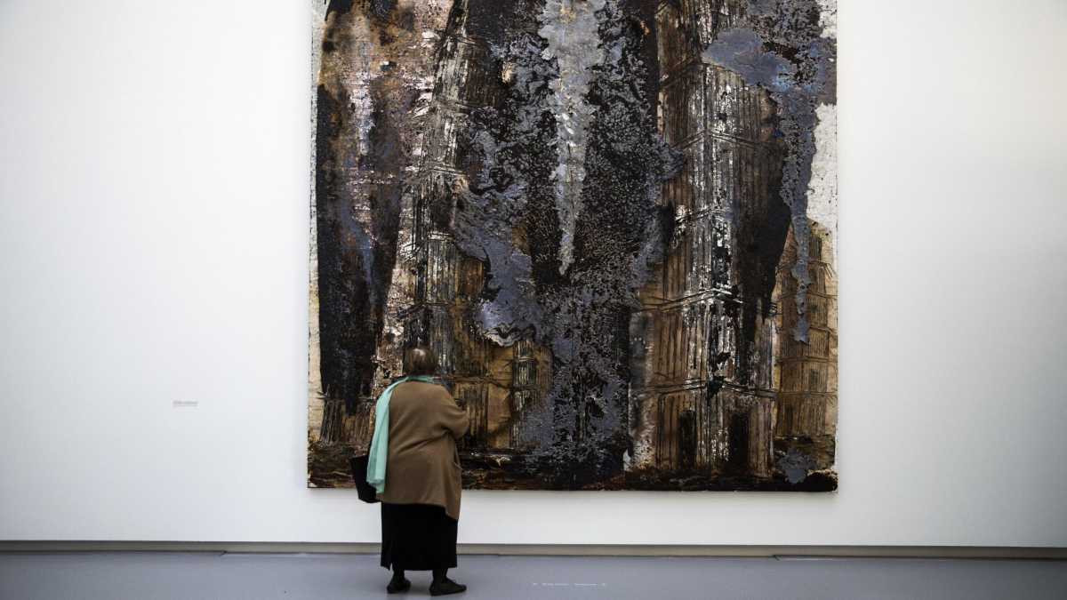 Immagine di L'arte di piombo di Kiefer contro l'armonia rinascimentale