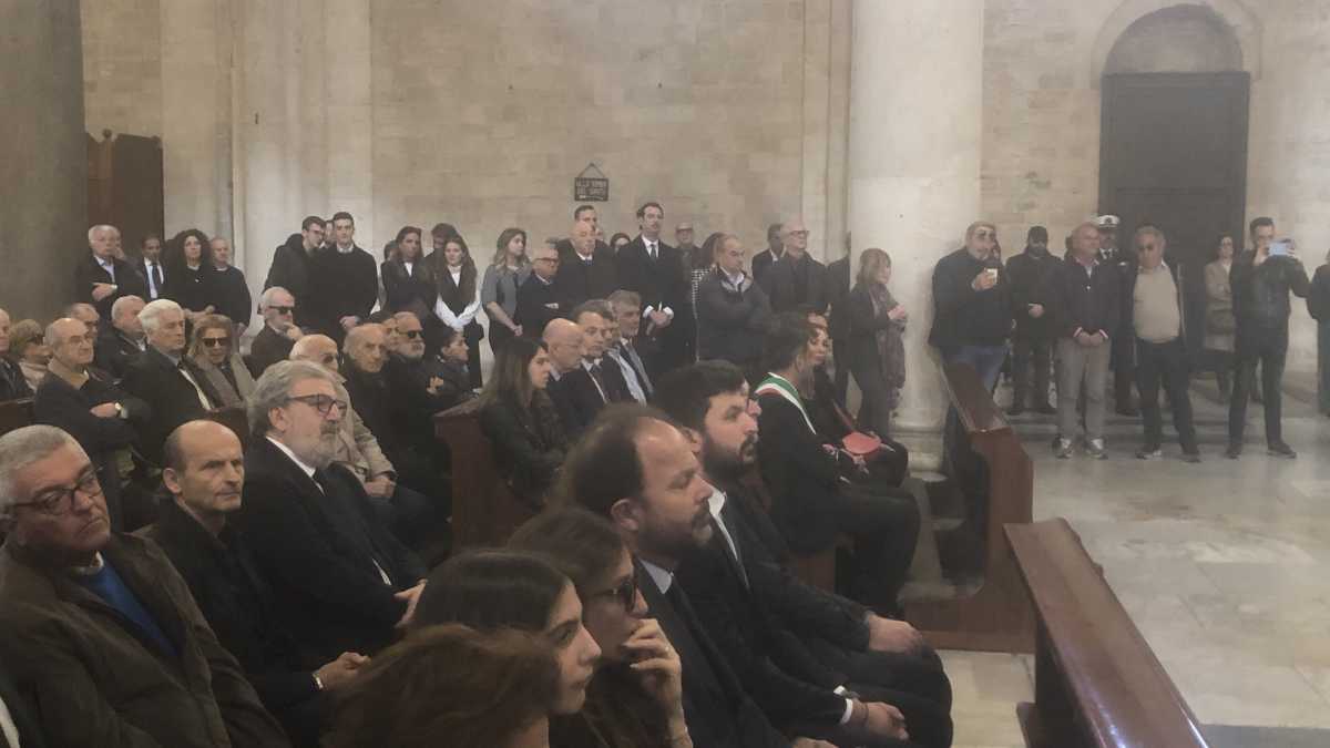 Immagine di Il ricordo di Simeone di Cagno Abbrescia pacifica la politica barese