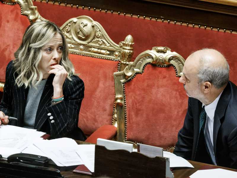 La premier Giorgia Meloni e il ministro della Salute Orazio Schillaci (Ansa)