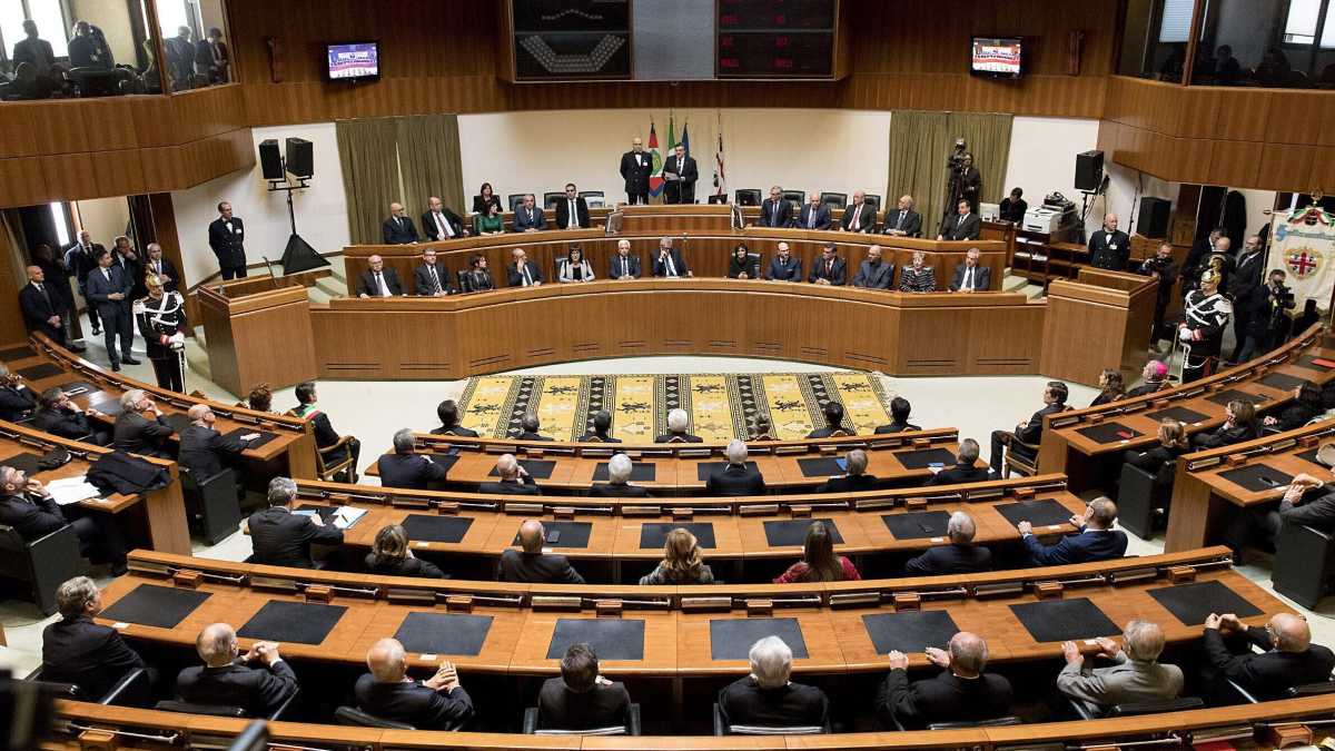 Immagine di Dopo la sconfitta in Sardegna ora il centrodestra pensa alle primarie per Cagliari