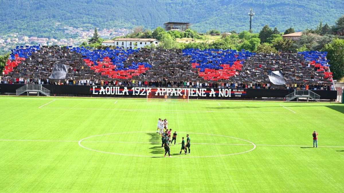 Immagine di Il calcio a L'Aquila è un progetto ambizioso in mano ai tifosi