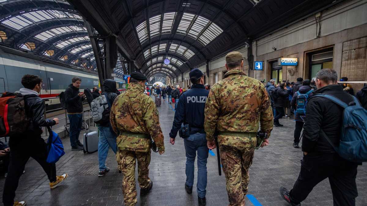 Immagine di Radicalizzazione e terrorismo: chi sono i 47 clandestini espulsi dall'Italia dopo il 7 ottobre