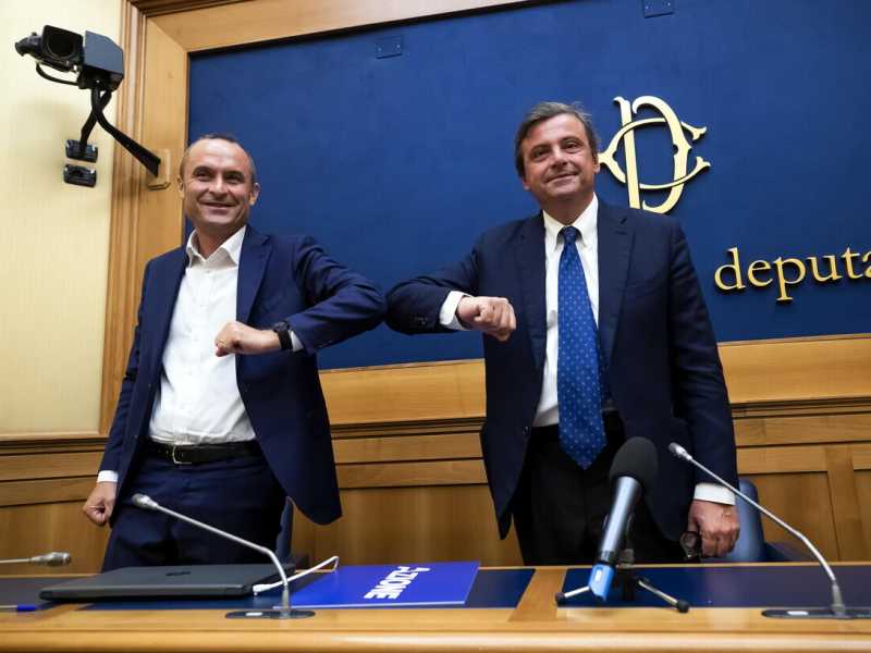 "Non votiamo la sfiducia a Santanchè". Il consiglio di Enrico Costa a Calenda