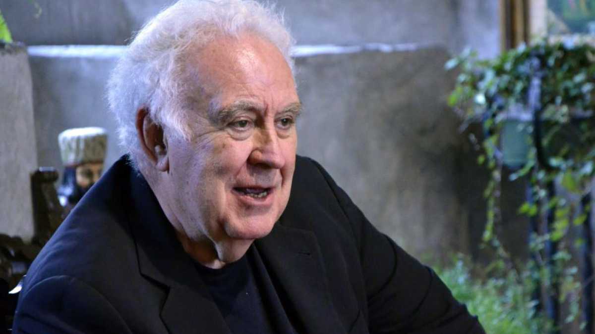 Immagine di L'esordio di Santoro. Non proprio un Putin di Salerno