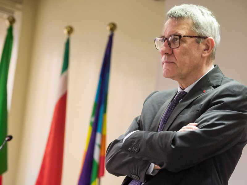 Mercato del lavoro e precarietà nel mondo al contrario di Landini