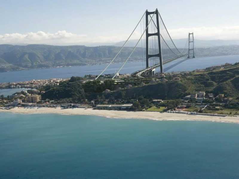 Il progetto del Ponte sullo Stretto di Messina - foto Ansa