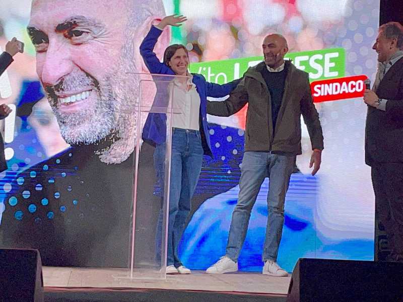 Schlein "morde" Conte: "Hai rotto l'unità. Aiuti la destra". Ma resta il rebus Bonaccini