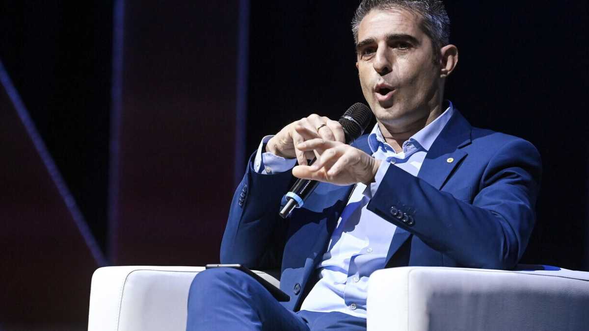 Immagine di Pizzarotti lascia Più Europa e si candida con Azione