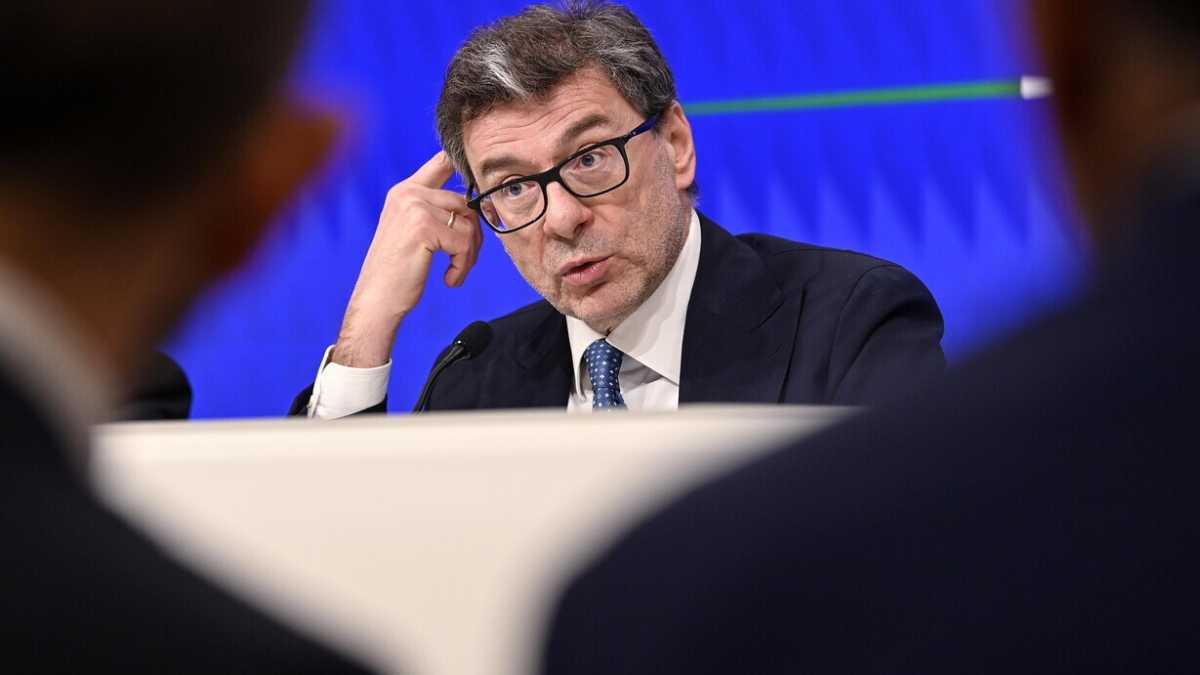 Immagine di Il Def è lunare ma l’opposizione parla da Marte. Sull’economia si continua a dribblare la realtà