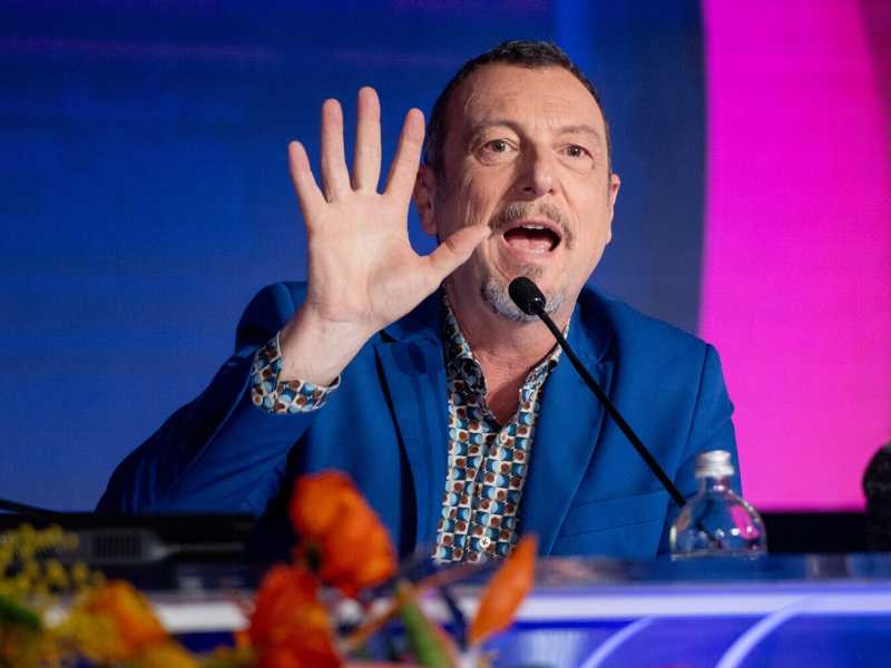 Amadeus, Nove! Sta per lasciare la Rai di Meloni per Discovery (che ora punta pure ai volti di La7)