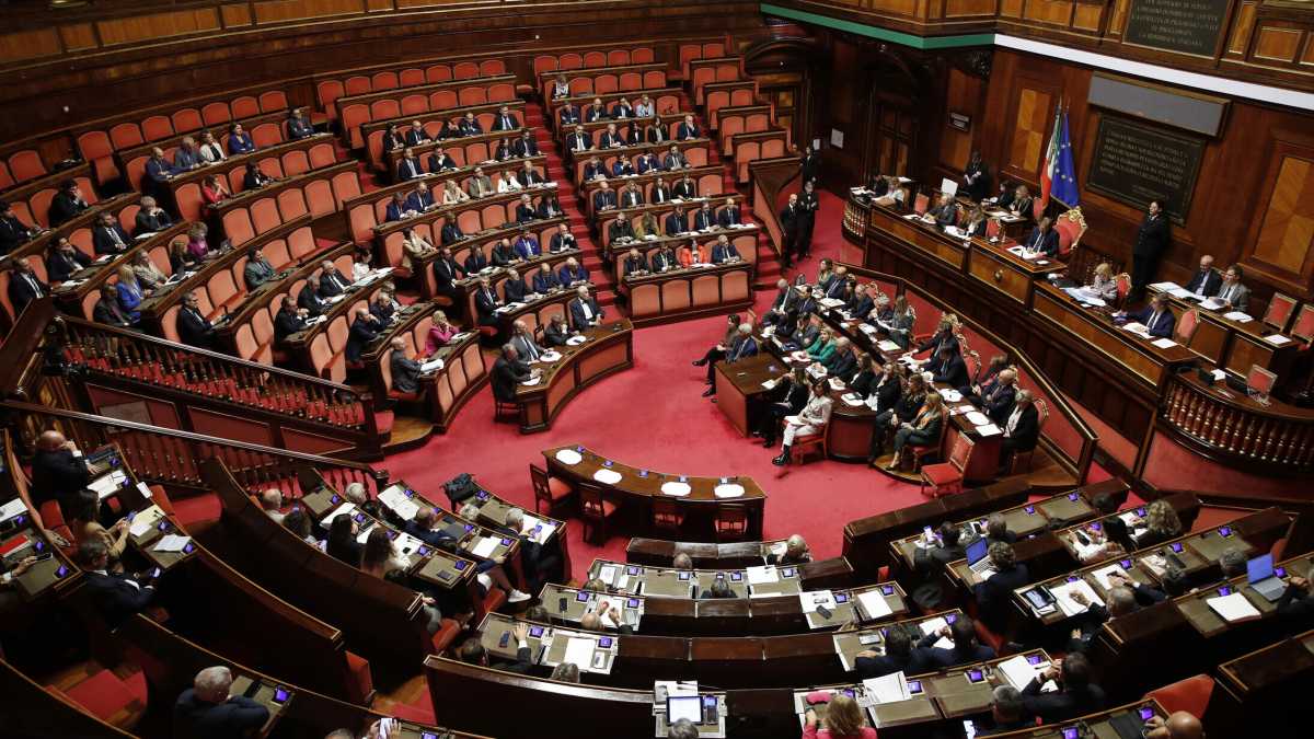 Immagine di Il carcere per i giornalisti divide la maggioranza. L'emendamento di FdI spiazza Lega e Forza Italia