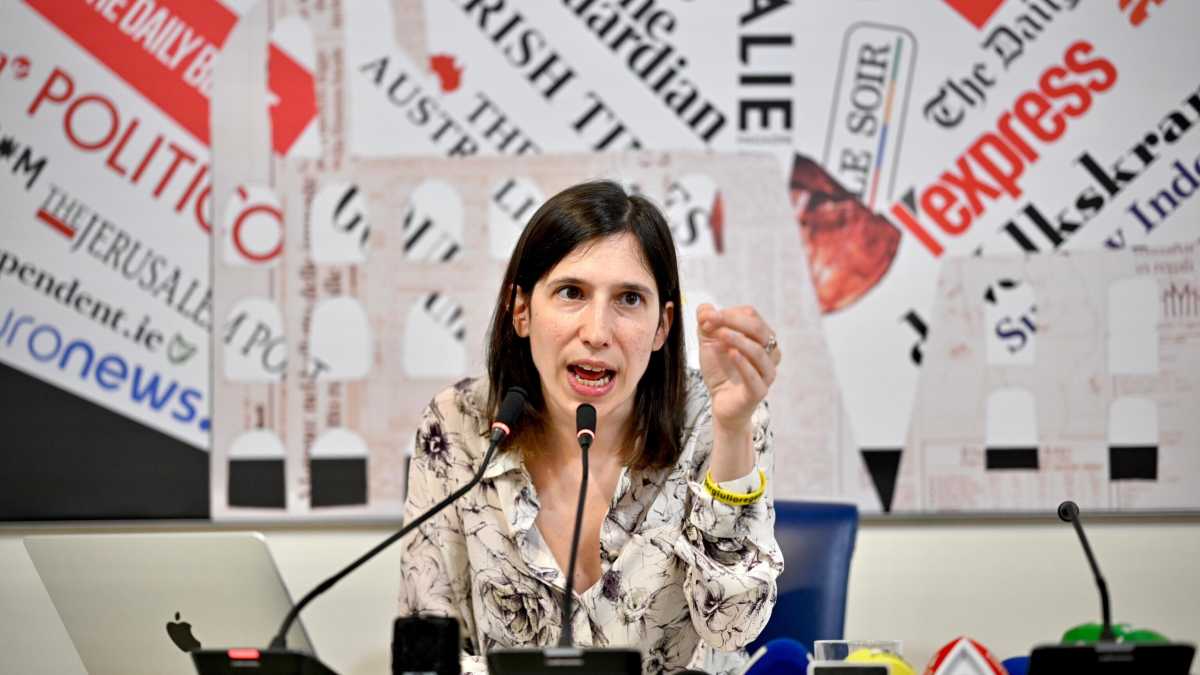 Immagine di Schlein: "Conte? Non ho bisogno di consigli. L'avversario è la destra. Il campo largo non è morto"