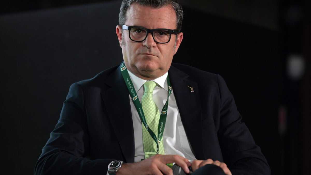 Immagine di Centinaio (Lega): "Non voterò Vannacci, voto qualcuno che si è fatto il mazzo nella Lega"