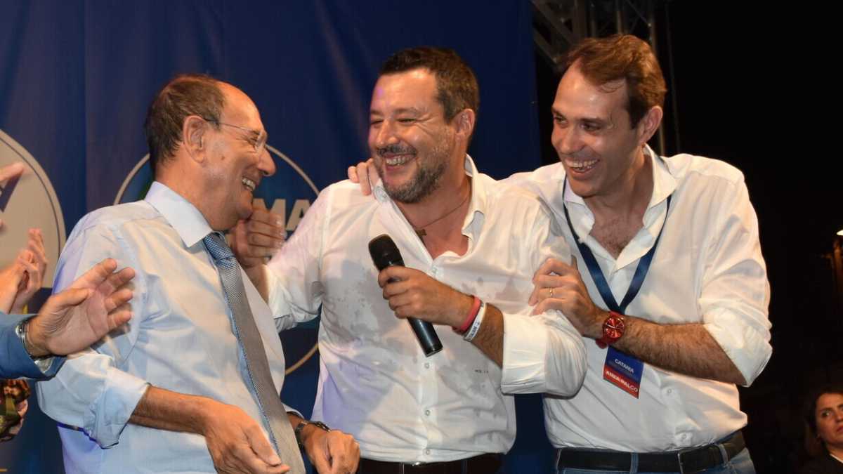 Immagine di Voto di scambio e corruzione: arresti in Sicilia. Sospeso il vice presidente (leghista) della regione