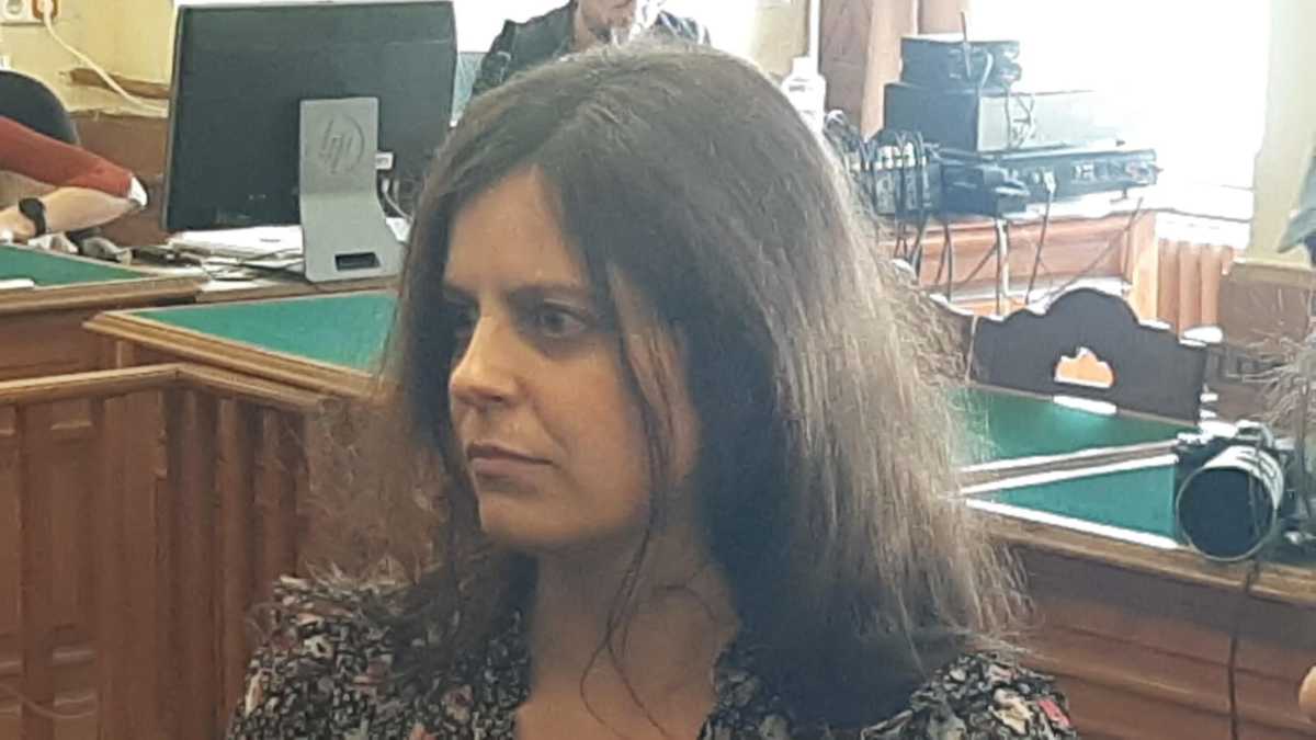Immagine di Ilaria Salis accetta la candidatura con Avs: oggi la firma in carcere a Budapest
