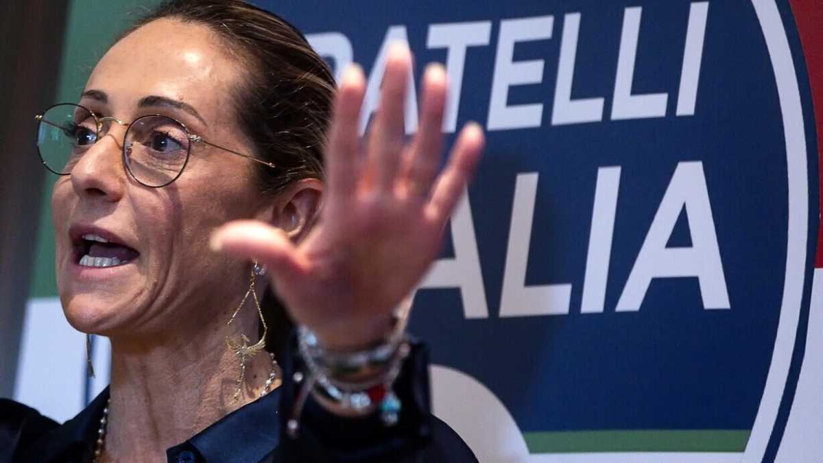 Immagine di Arianna Meloni, il debutto della papessa della destra nella Tuscia: "Ma non mi candido"