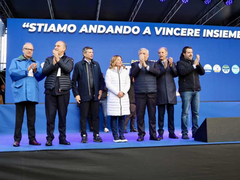 “Il governo Meloni grazie al Cav. e a me”. I graffi dello scrittore Salvini