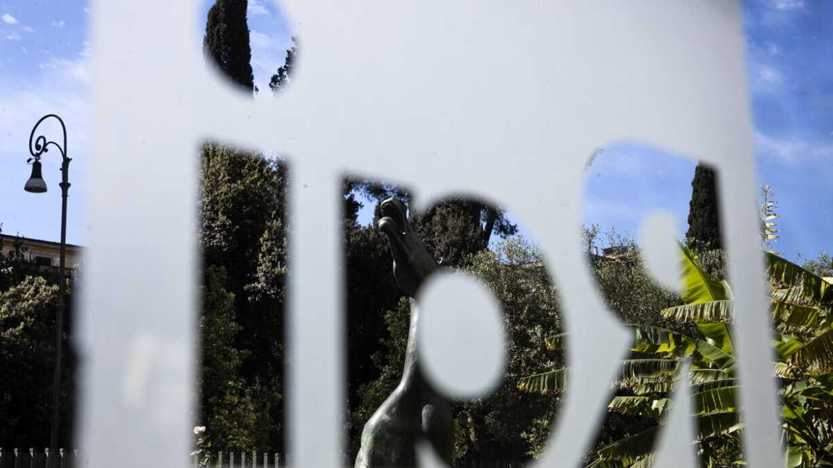 Immagine di Rai ciuchina, la destra, dopo il caso Scurati, vuole offrire il ruolo di Corsini alla sinistra