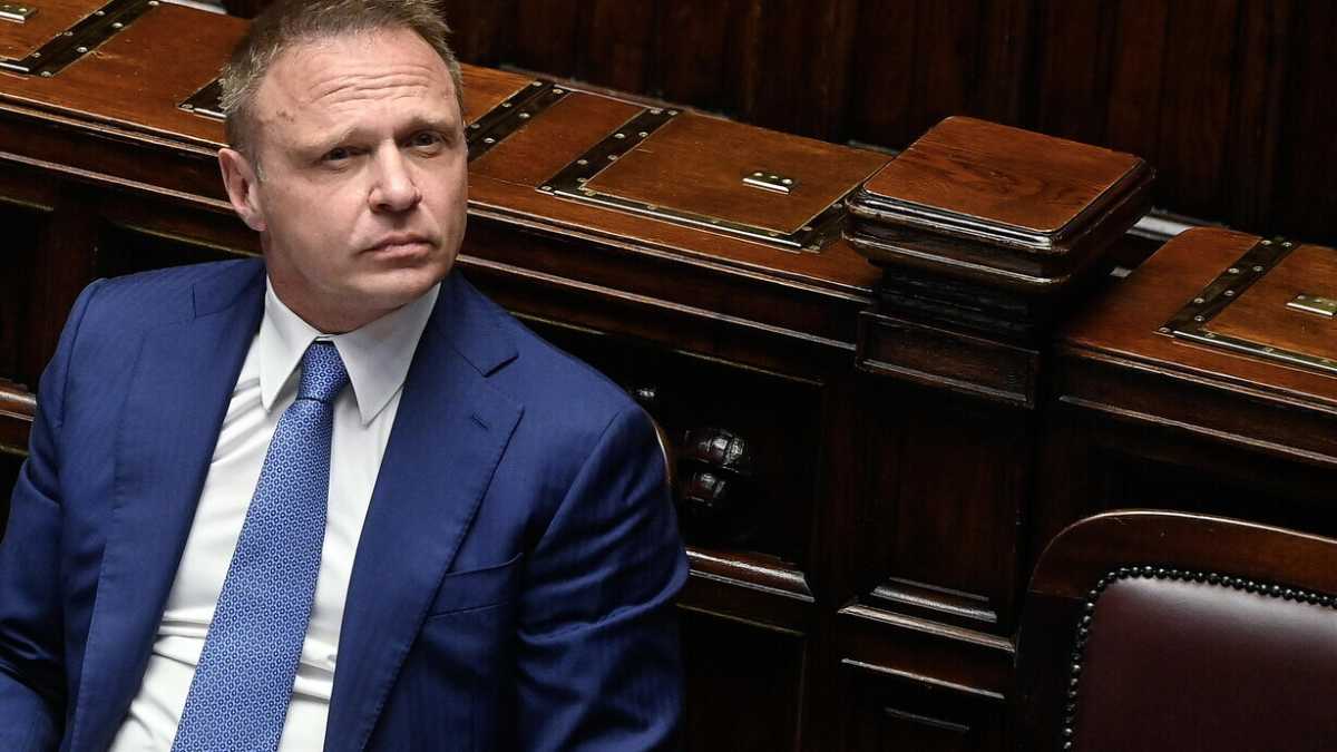 Immagine di Lollobrigida avverte Fi sul rimpasto dopo le europee: "Noi mai chiesto più spazio, spero valga per tutti"